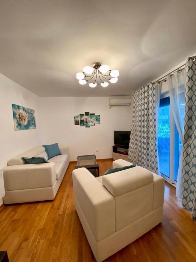 Apartment Liza Petrovac na moru Exterior foto